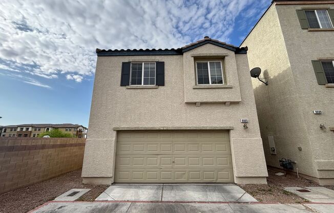 Charming 3 Bedroom, 4 Bathroom, 2-Story Home nestled in this beautiful Northwest Community near Skye Canyon and Providence!