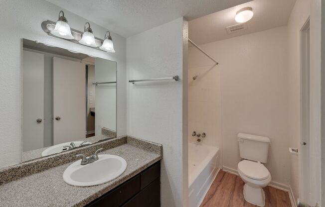 2 beds, 1.5 baths, 1,054 sqft, $1,159, Unit 1501