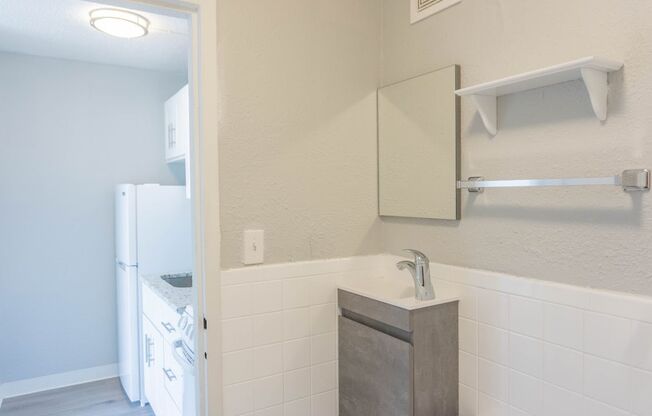 Studio, 1 bath, 500 sqft, $850