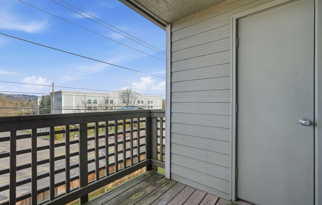 1 bed, 1 bath, 700 sqft, $1,475, Unit 67