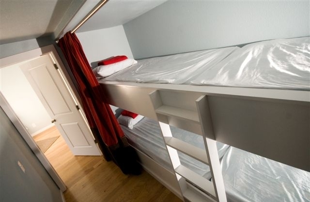 Beautiful lakefront home with gorgeous views