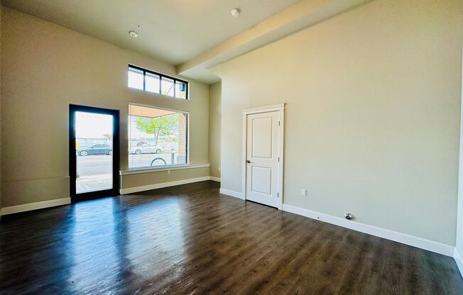 1 bed, 1.5 baths, 959 sqft, $3,150, Unit 4th #411