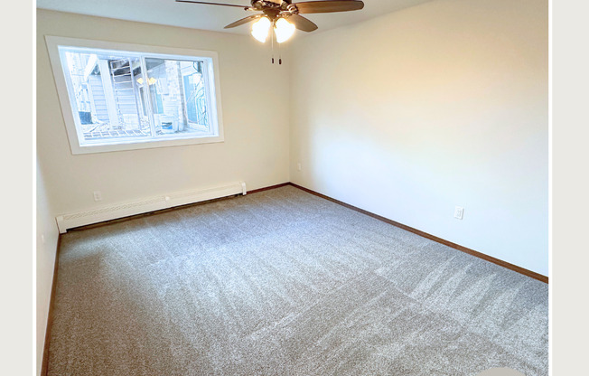 2 beds, 2 baths, 971 sqft, $1,045, Unit 5-301