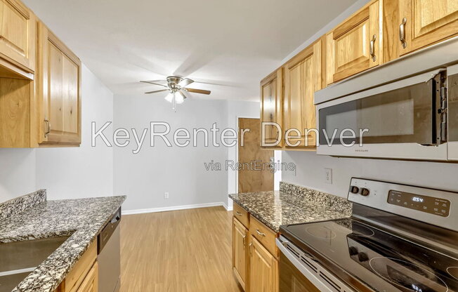 2 beds, 1 bath, 813 sqft, $1,189, Unit 6-301