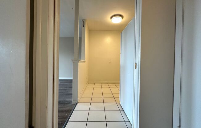 1 bed, 1 bath, $1,195, Unit 302