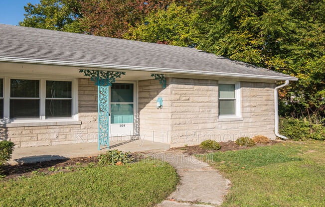 104 GREENBRIAR RD