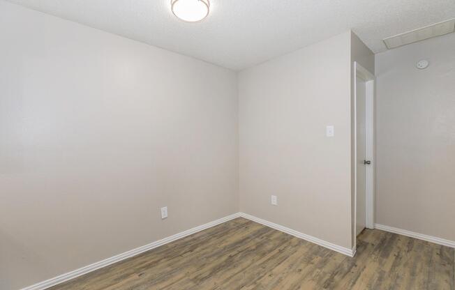 1 bed, 1 bath, 700 sqft, $788