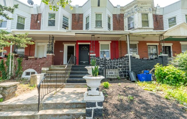 Newly rehabbed 3 bedroom 1.5 bath unit