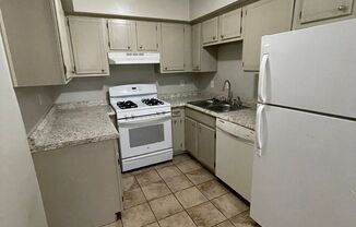 1 bed, 1 bath, $695, Unit B-8