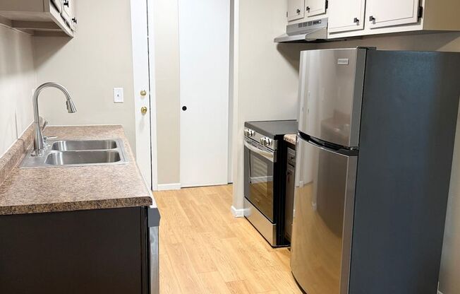 1 bed, 1 bath, 610 sqft, $1,285, Unit 241-105