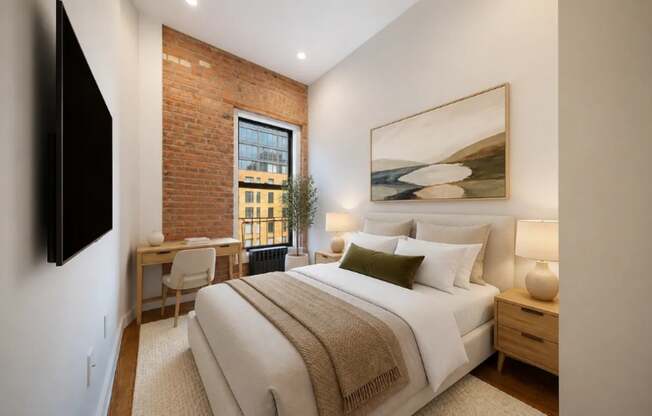 53 E 7 ST
