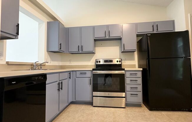 Nice 3 Bedroom 2 Bath Home in Wellington subdivision in Davenport