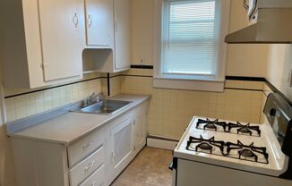 1 bed, 1 bath, $1,136, Unit Unit 1F