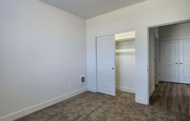 1 bed, 1 bath, $1,350, Unit 1075-102