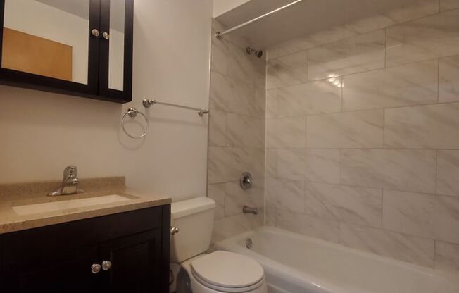 Studio, 1 bath, $1,500, Unit #212