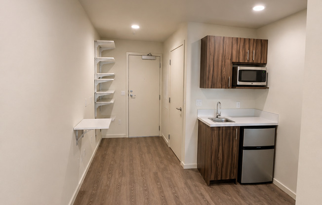 Studio, , 190 sqft, $1,025, Unit 411