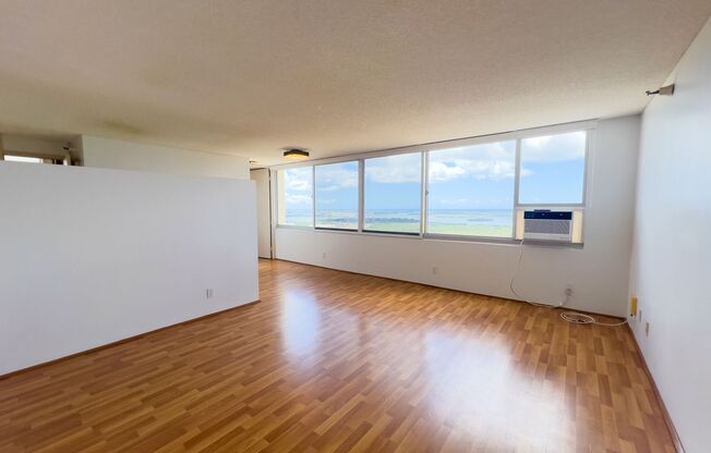 1BR / 1Bath / 1Pkg - Rental at Century Park Plaza!