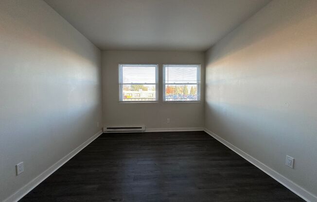 1 bed, 1 bath, 815 sqft, $795, Unit Apt. 8