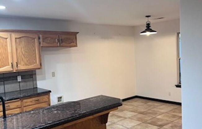 3 beds, 2 baths, $2,250