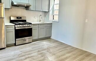 1930 BAY RDG AVE