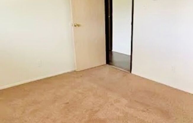 1 bed, 1 bath, 825 sqft, $1,475, Unit 6625B