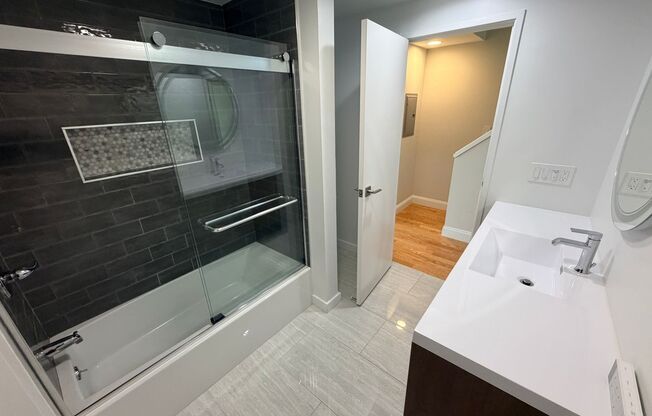 2 beds, 2 baths, $5,250, Unit # 47