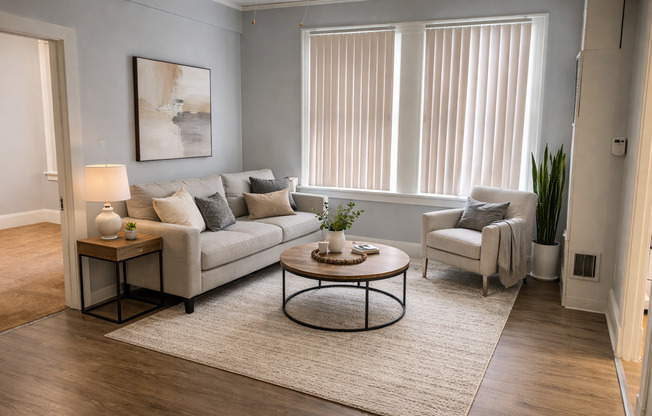 2 beds, 1 bath, 620 sqft, $1,650, Unit 101