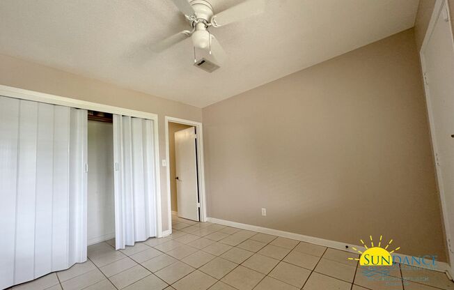 2 beds, 1 bath, $1,600