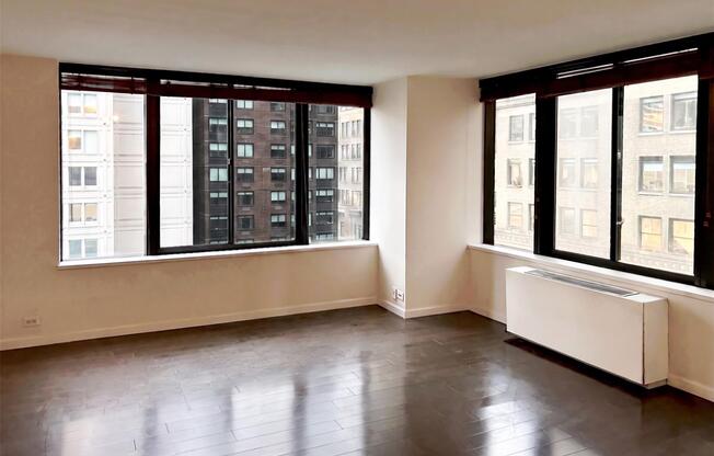 1 bed, 1 bath, 700 sqft, $4,600, Unit 18H