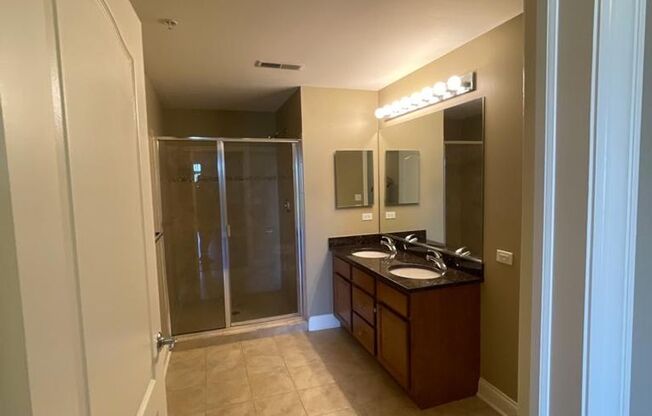 2 beds, 2 baths, 1,328 sqft, $2,400, Unit 316