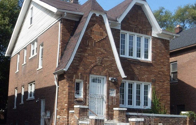 17201 QUINCY