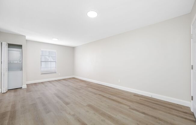 211 DANUBE AVE