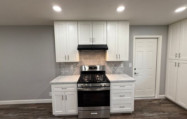 Newly remodeled 3 bedroom in the heart of Modesto!