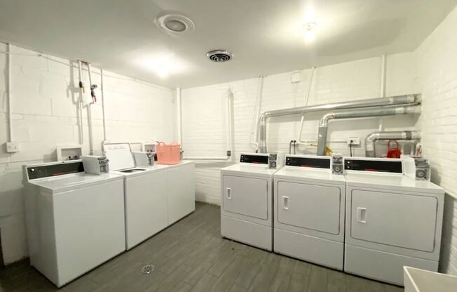1 bed, 1 bath, $1,495, Unit 321