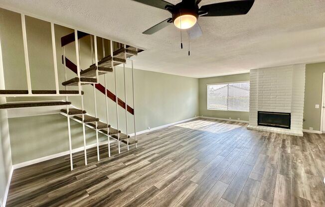 Stunning Upgraded Townhome in Rancho Bernardo!