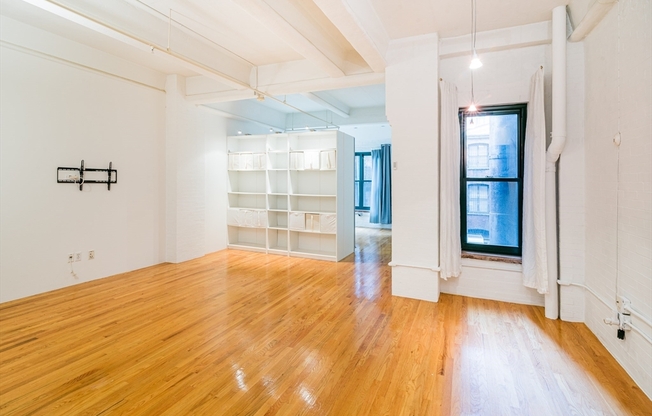 42 CHAUNCY ST