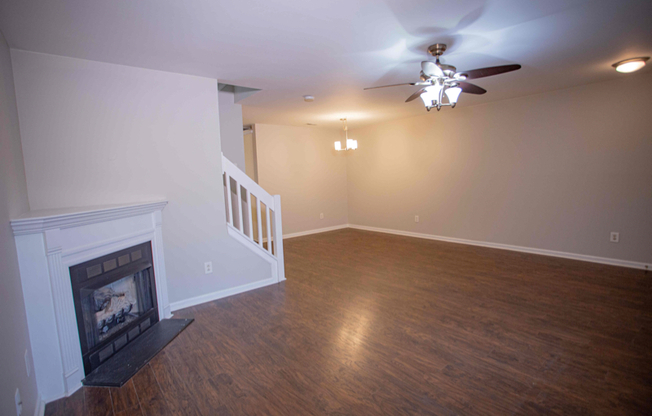 10826 HOLLY RDG BLVD