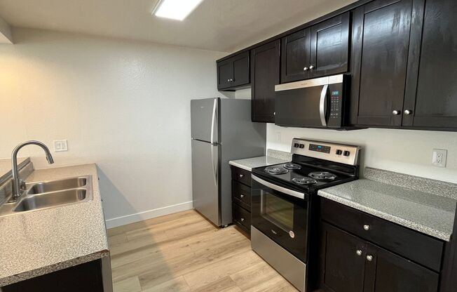 Ocean Beach remodeled 3 bedroom 2.5 bath Townhome