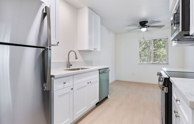 2 beds, 1 bath, 800 sqft, $1,745, Unit 103A