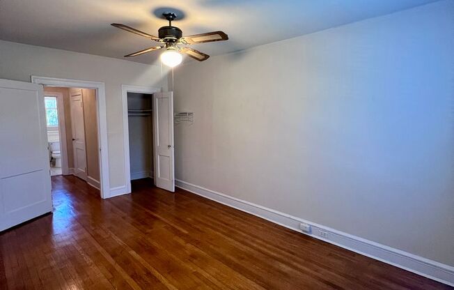 1 bed, 1 bath, $1,350, Unit 3507 Park Ave