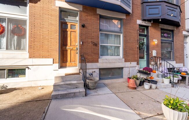 128 S. Ellwood Avenue/3 Bedroom, 2 Bath Townhouse in Patterson Park