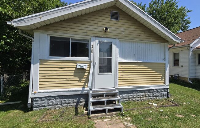 2 Bedroom House