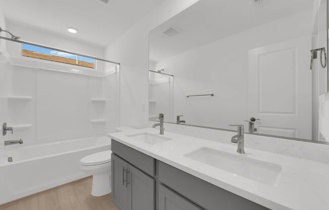 4 beds, 2.5 baths, $2,450
