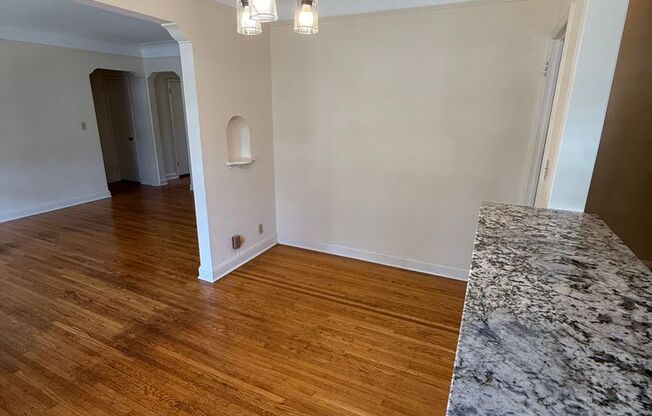 2 beds, 1 bath, 753 sqft, $1,409, Unit 208