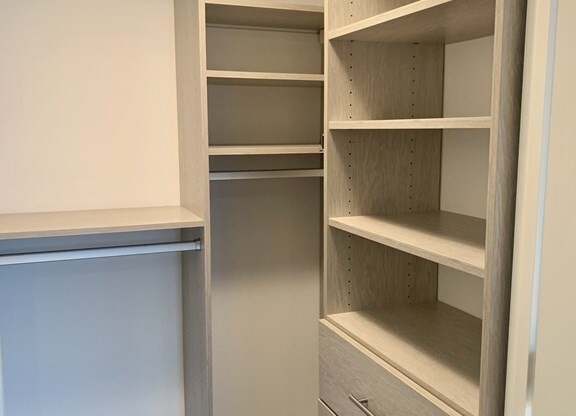 3 beds, 2.5 baths, 2,048 sqft, $10,000, Unit 801