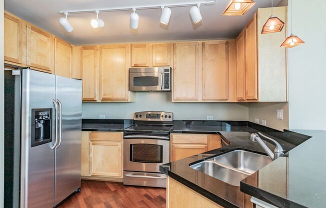 1 bed, 1 bath, $2,695