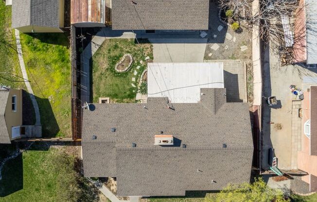 1032 W Cascade Ave