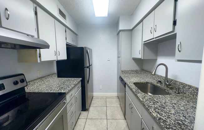 2 beds, 2 baths, $1,710, Unit # 101