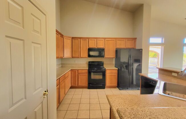 3 beds, 2 baths, 1,732 sqft, $1,800, Unit Unit A