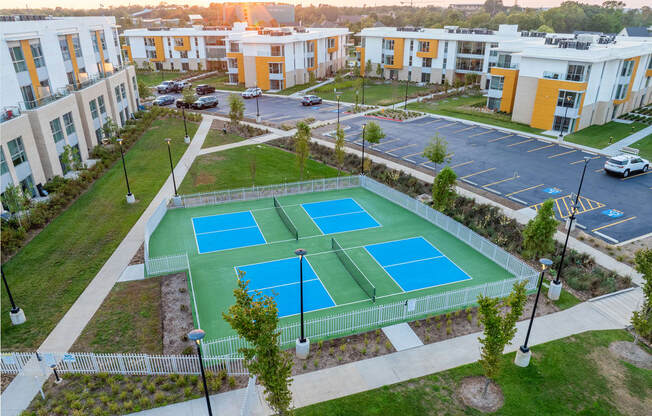 Pickleball Court at Crystal Flats in Bentonville, NE